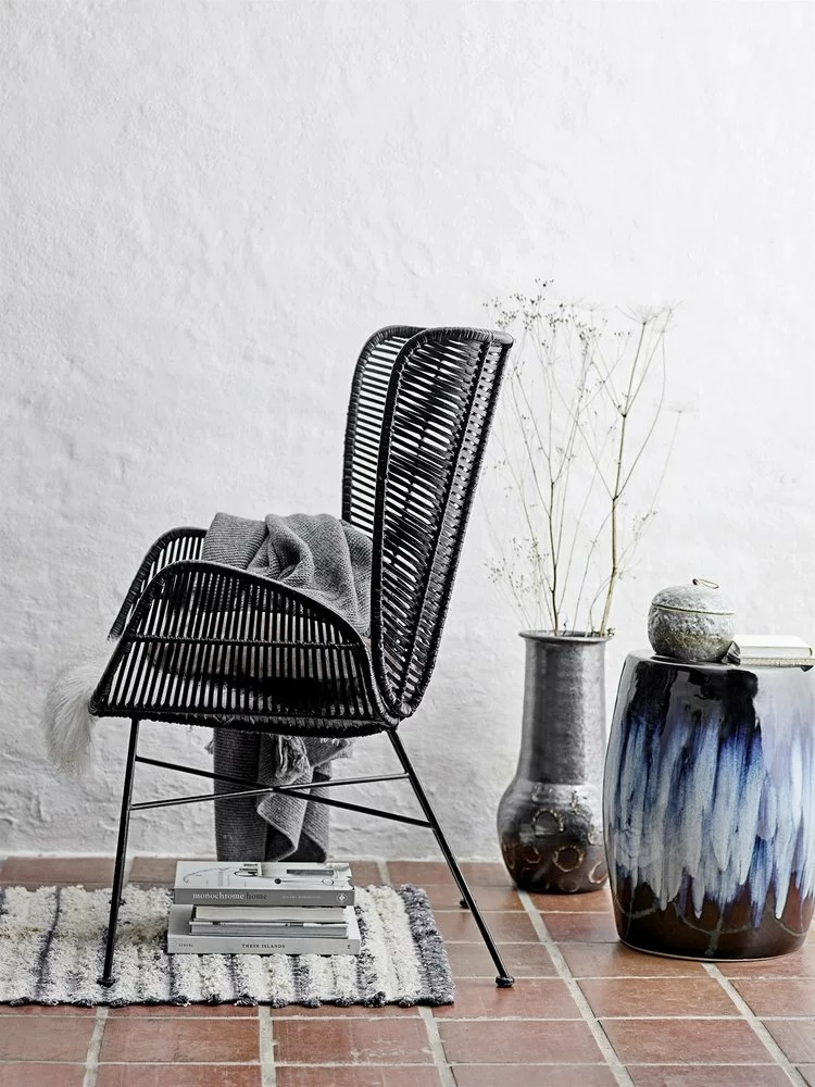 Bloomingville Terracotta Vaas - Zwart 5 Bloomingville Terracotta Vaas - Zwart - Afbeelding 3