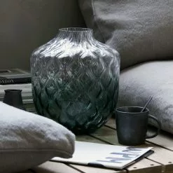 House Doctor Art Deco Vaas - Groen -Goedkope Behang Winkel house doctor art deco vaas groen 1