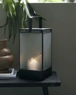 House Doctor Blaze Lantaarn Antiek Zwart H40cm - 203990702 -Goedkope Behang Winkel house doctor blaze lantaarn antiek zwart h40cm 203 2