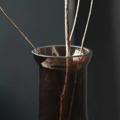 House Doctor Tinka Vaas - Bruin -Goedkope Behang Winkel house doctor tinka vaas bruin 1