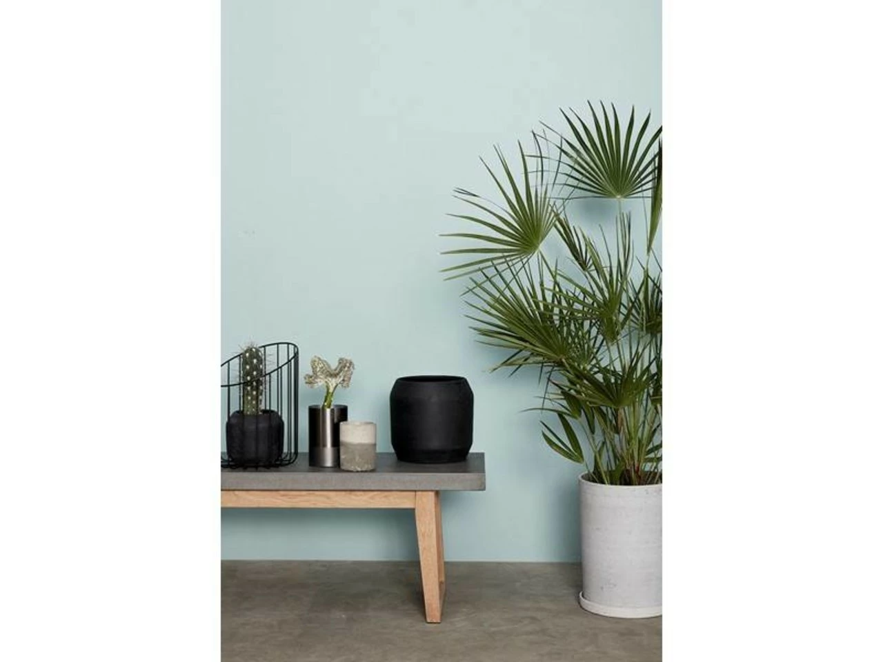 Hubsch Bloempot Set Met Schotel Grijs Polystone 4 Hubsch Bloempot Set Met Schotel Grijs Polystone - Afbeelding 2